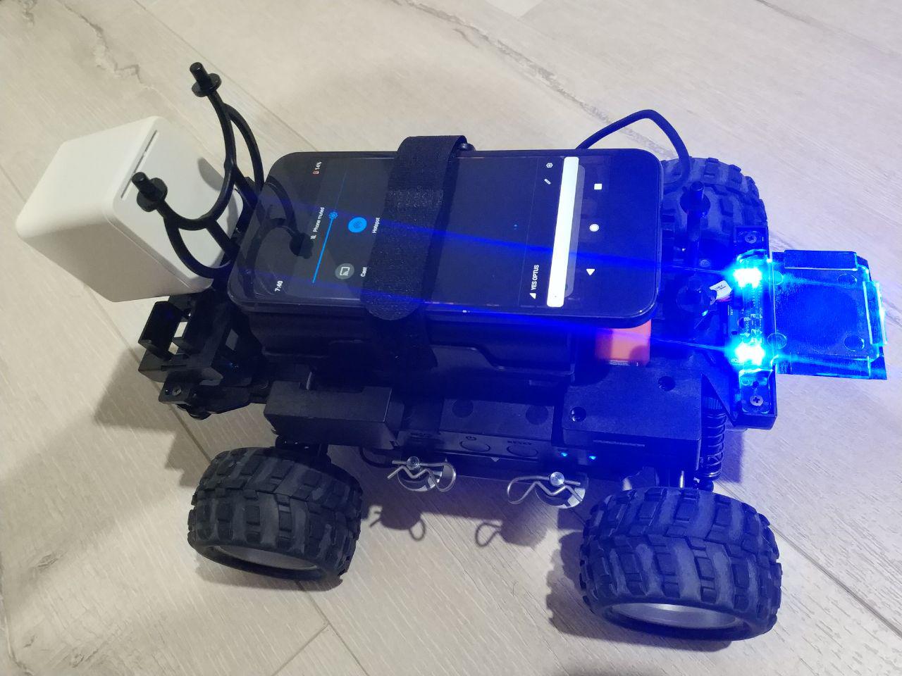 Strapped my Google Pixel Smartphone to the AWS DeepRacer